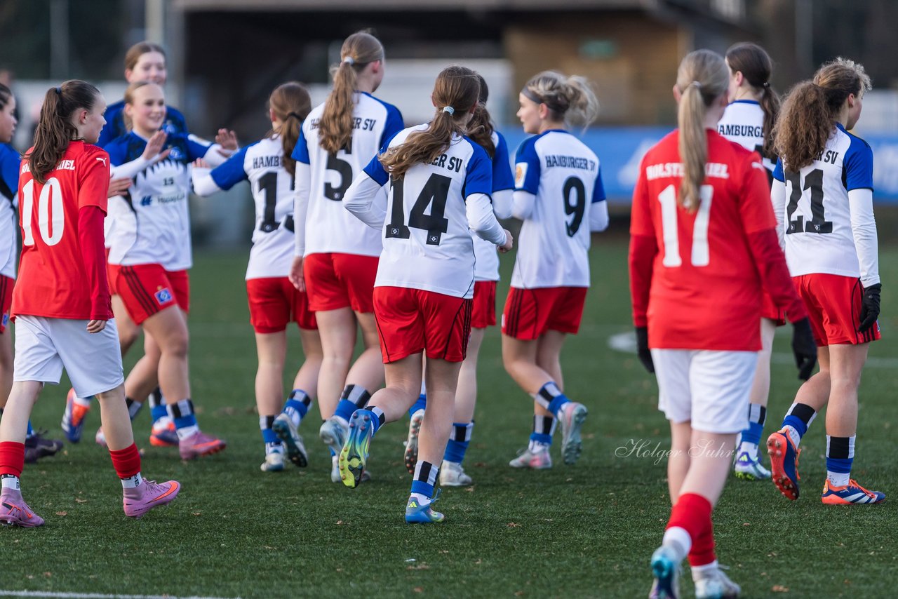 Bild 358 - wBJ Hamburger SV - Holstein Kiel : Ergebnis: 8:0